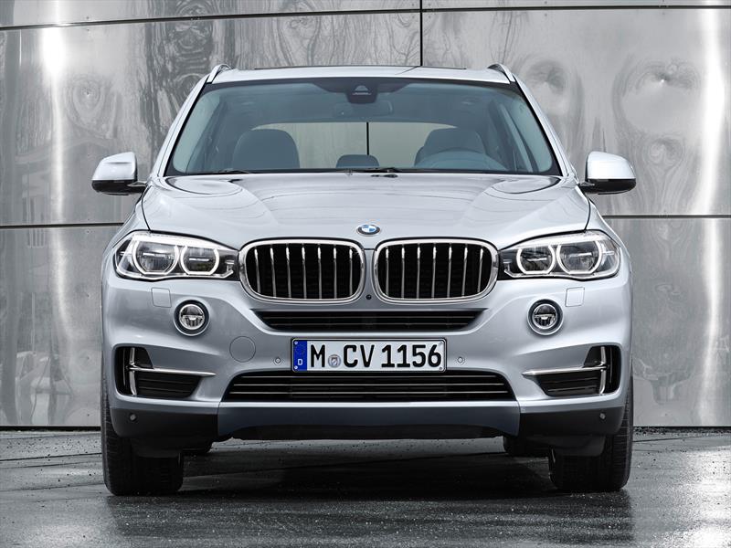 BMW xDrive40e 2016
