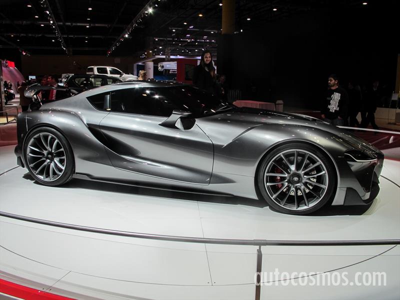 Toyota en el Salón de Buenos Aires 2015
