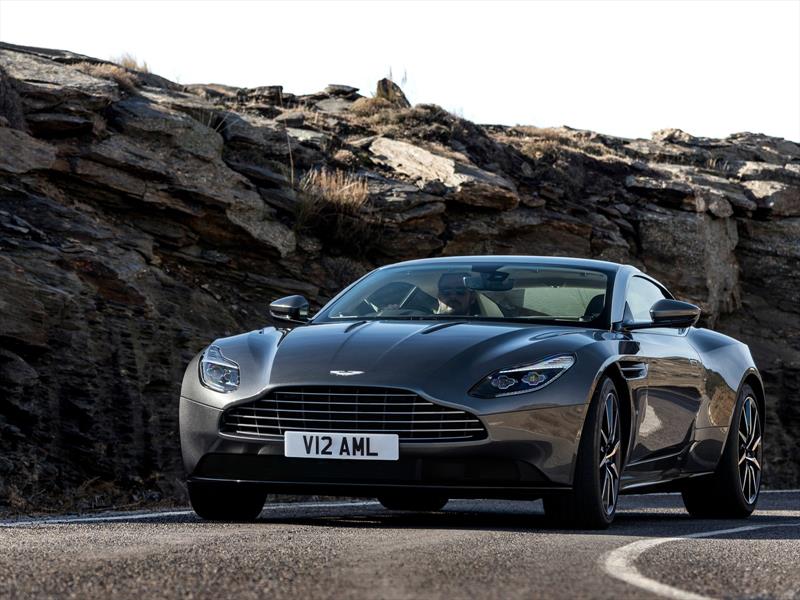 Aston Martin DB11