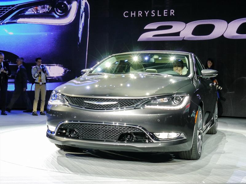 Chrysler 200 2015