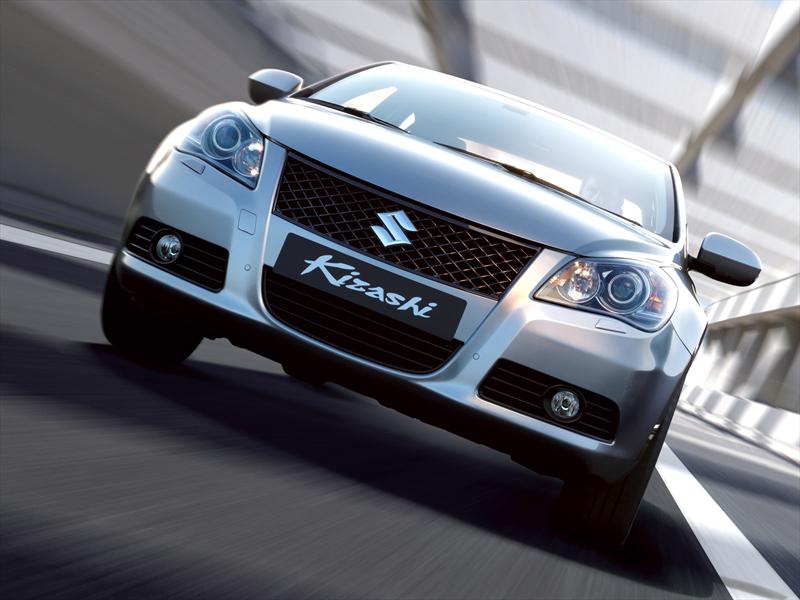 Suzuki kizashi салон