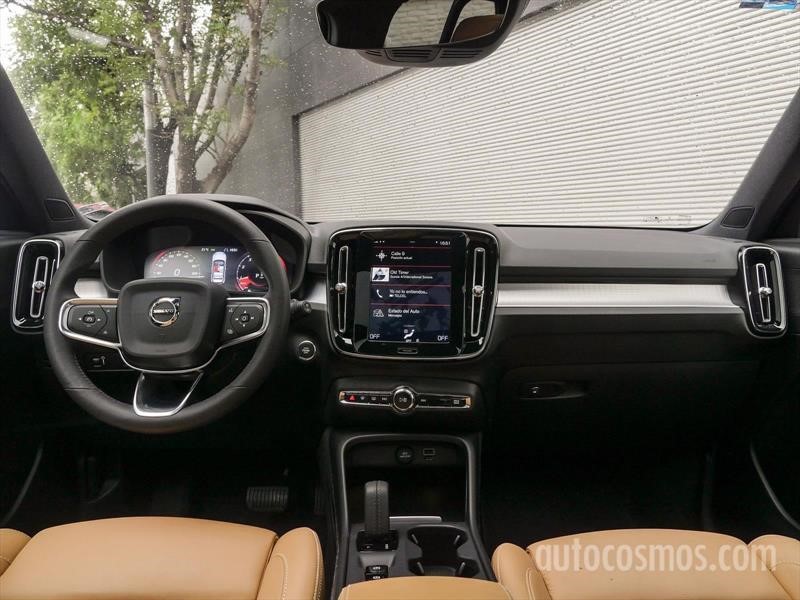 Volvo XC40 2019