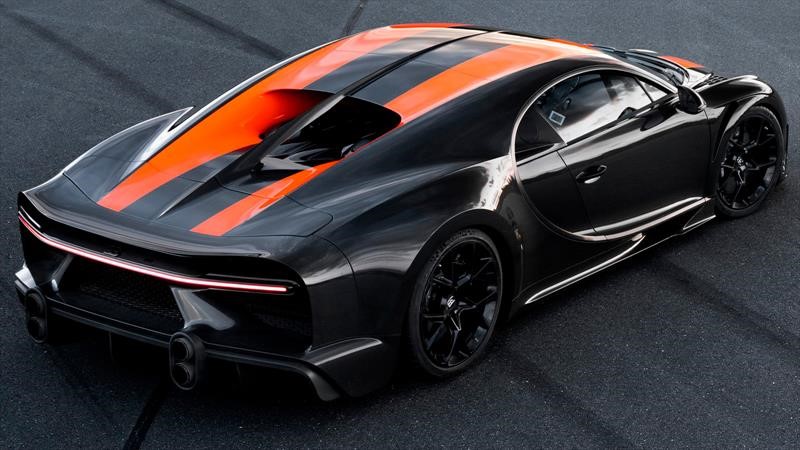 Bugatti chiron ss 300