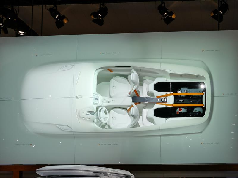 Volvo Concept XC Coupé