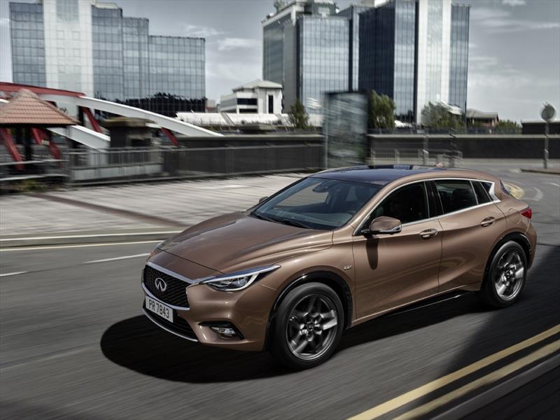 Infiniti Q30