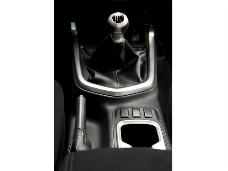 Nissan NP300 Frontier 2016