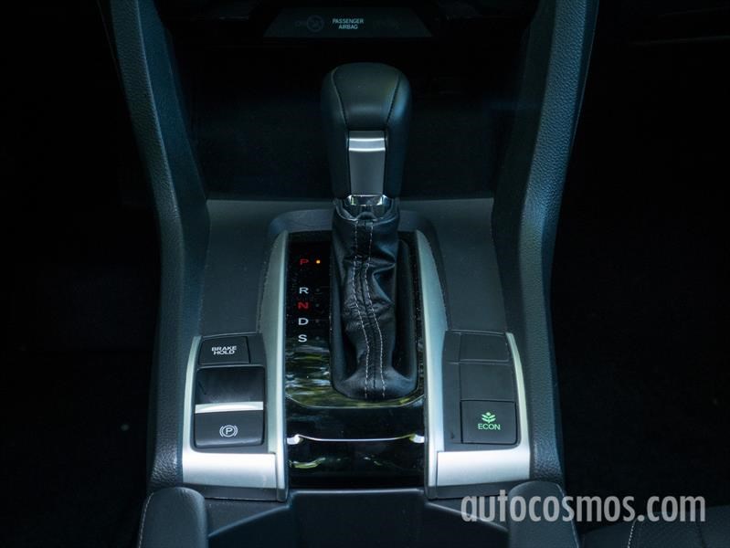 Honda Civic Sedán a prueba