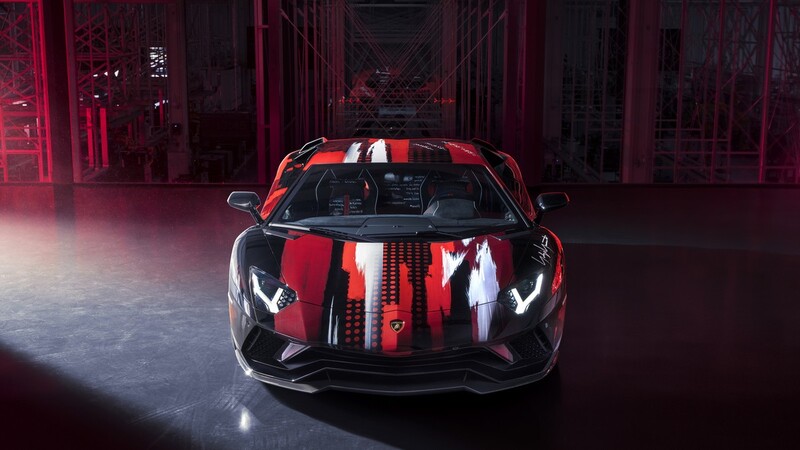 Lamborghini Destapa Un Exclusivo Aventador S En La Inauguración De Su