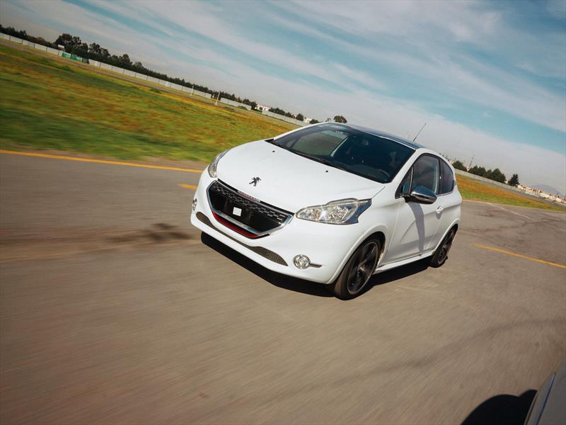 Peugeot 208 Gt 2014