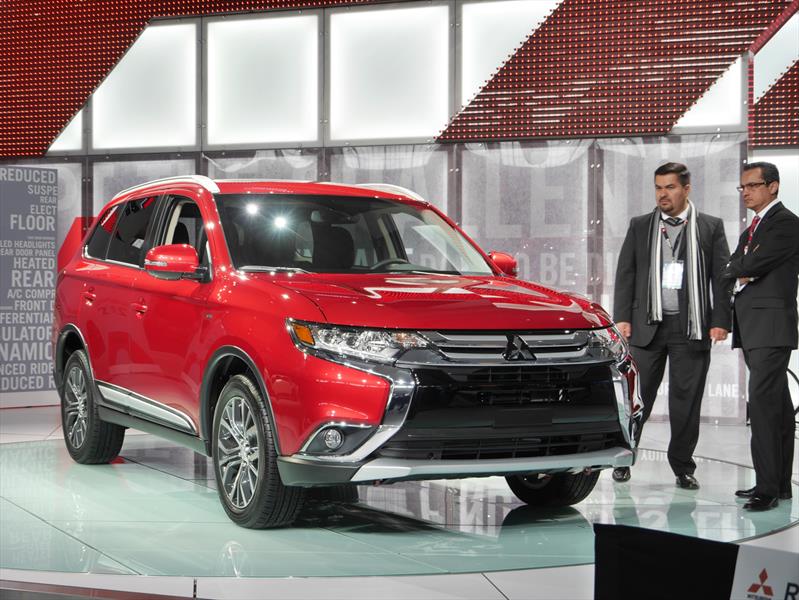 Mitsubishi Outlander 2016