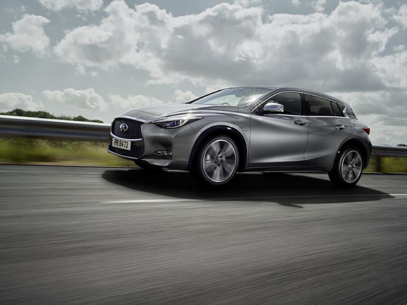 Infiniti Q30