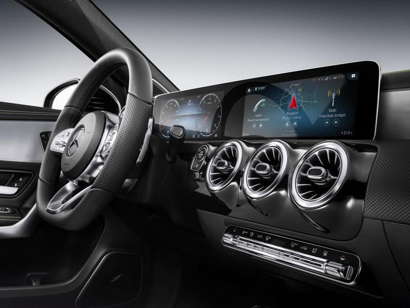 Mercedes-Benz User Experience - MBUX