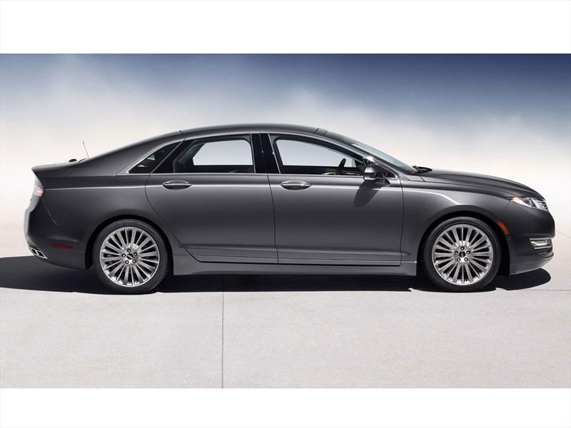 Lincoln MKZ 2013 en Nueva York 2012