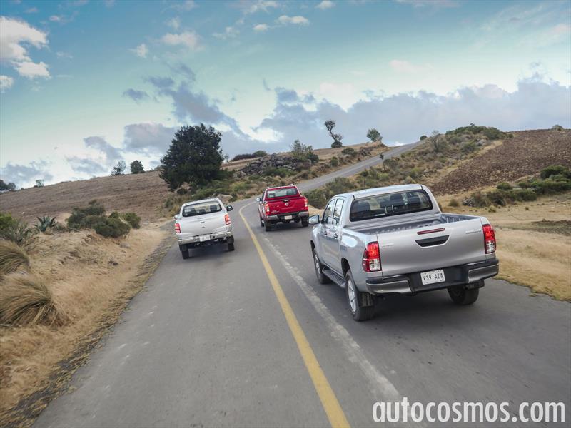 Nissan NP300 vs Toyota Hilux vs Mitsubishi L200