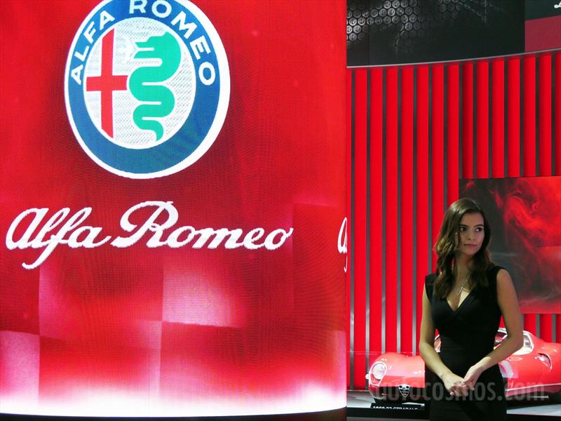 Las chicas del Salón de Detroit 2016