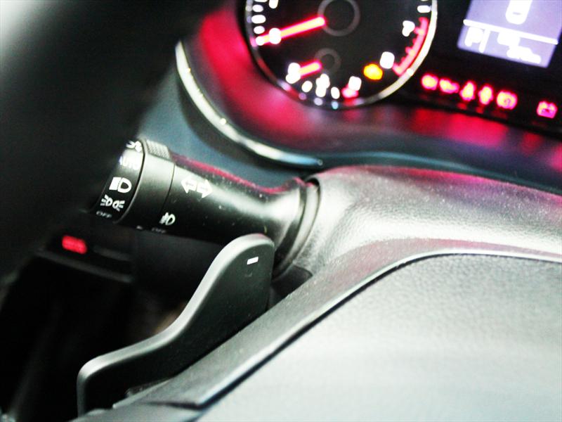 Nuevo Kia Cerato 2013 en el Salón del Automóvil