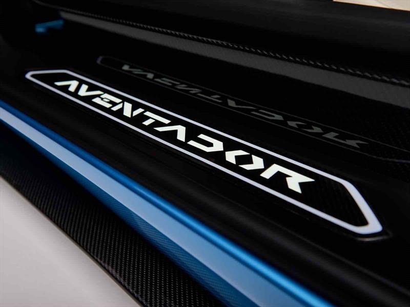 Lamborghini Aventador S Roadster