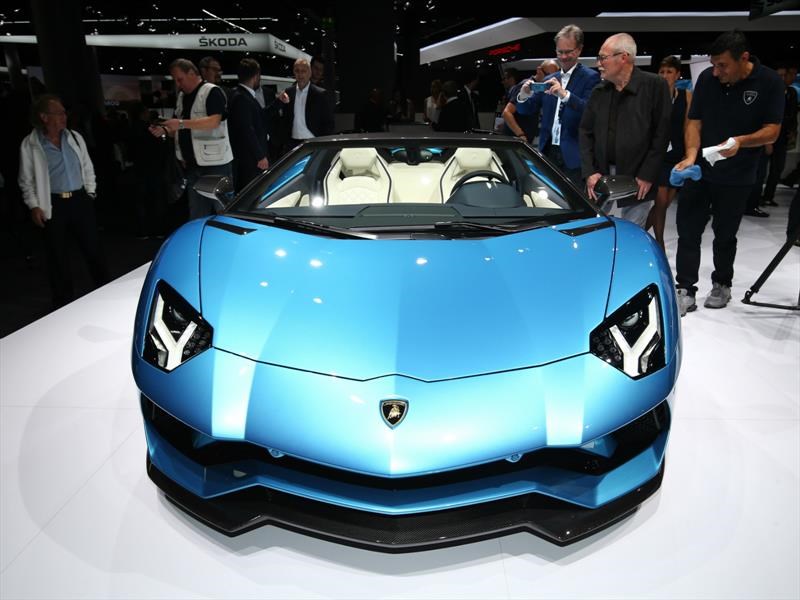 Lamborghini Aventador S Roadster
