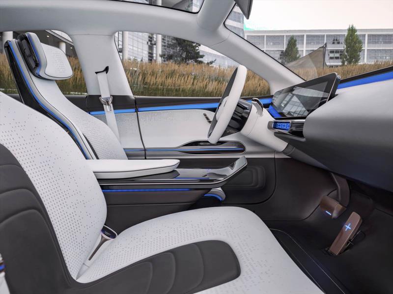 Mercedes-Benz Generation EQ 2017