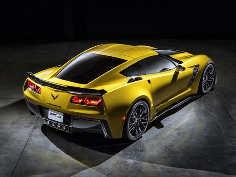 Chevrolet Corvette Z06 2015 se presenta