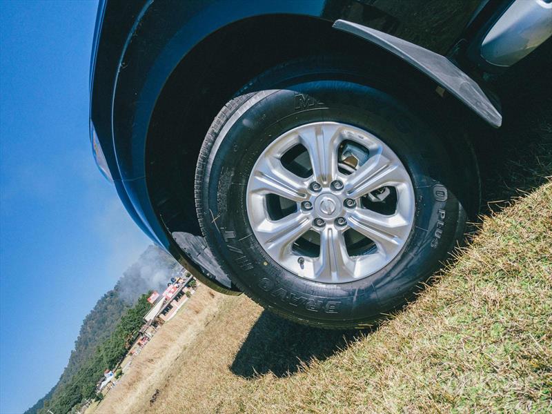 Nissan NP300 Frontier 2016