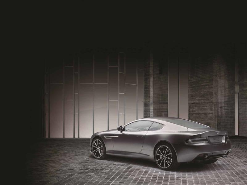Aston Martin DB9 GT Bond Edition