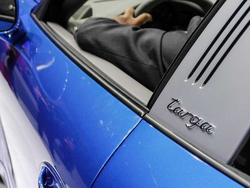 Porsche 911 Targa