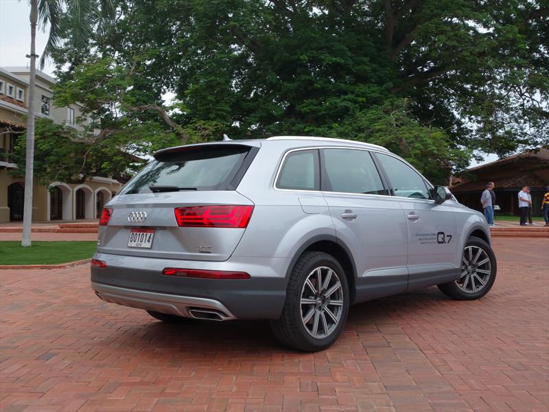 Audi Q7 Copia