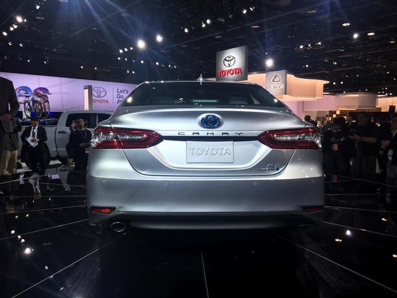 Toyota Camry 2018