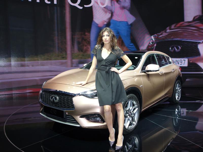Infiniti Q30
