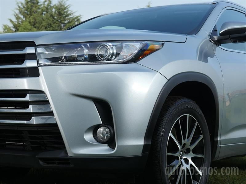 Toyota Highlander 2017