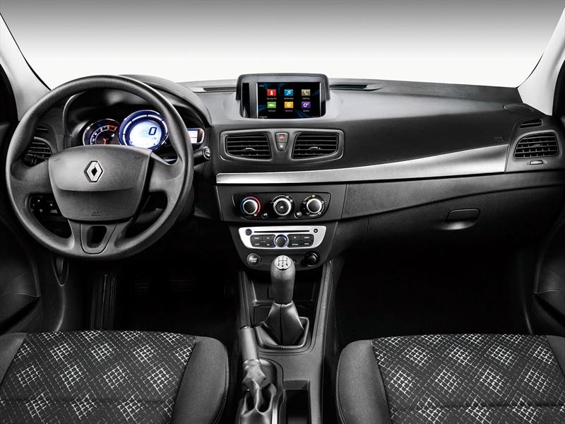 Renault Fluence se renueva.