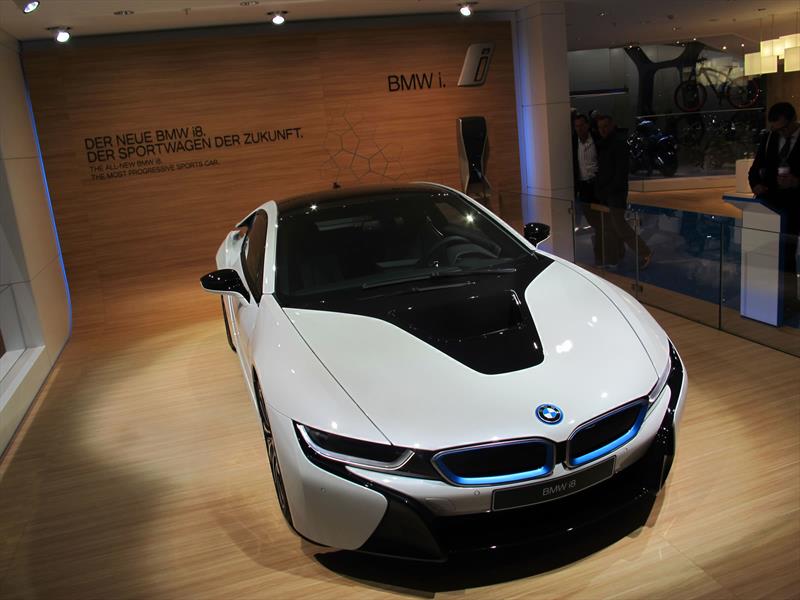 BMW i8 2014, el deportivo del futuro