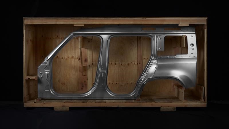Land Rover Defender 2020