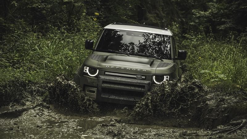 Land Rover Defender 2020