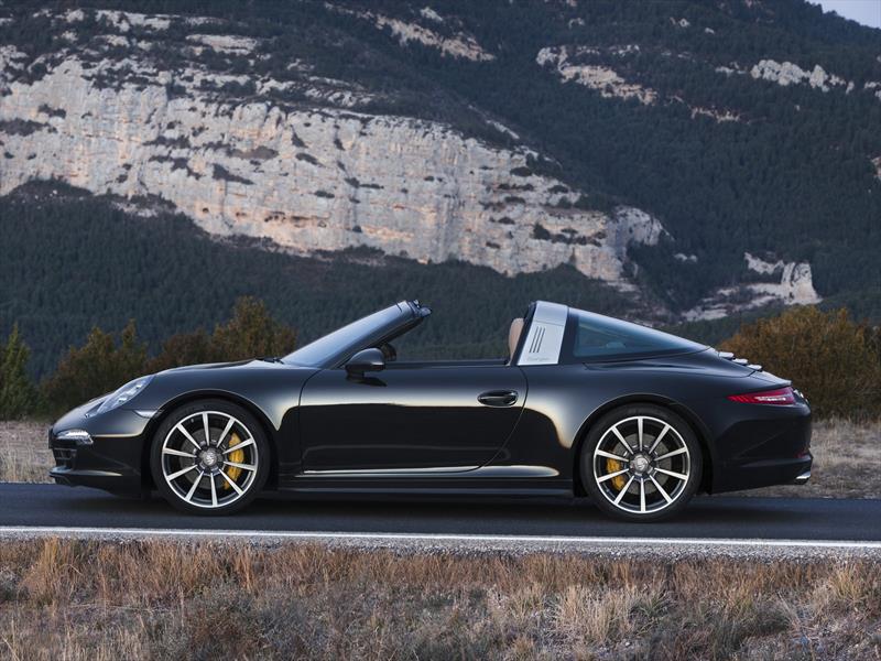 Porsche 911 Targa