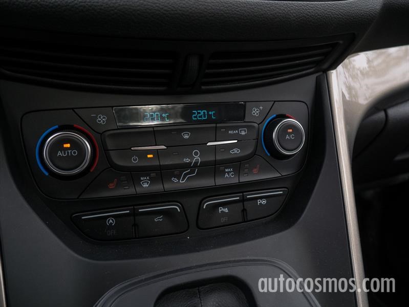 Ford Kuga a prueba
