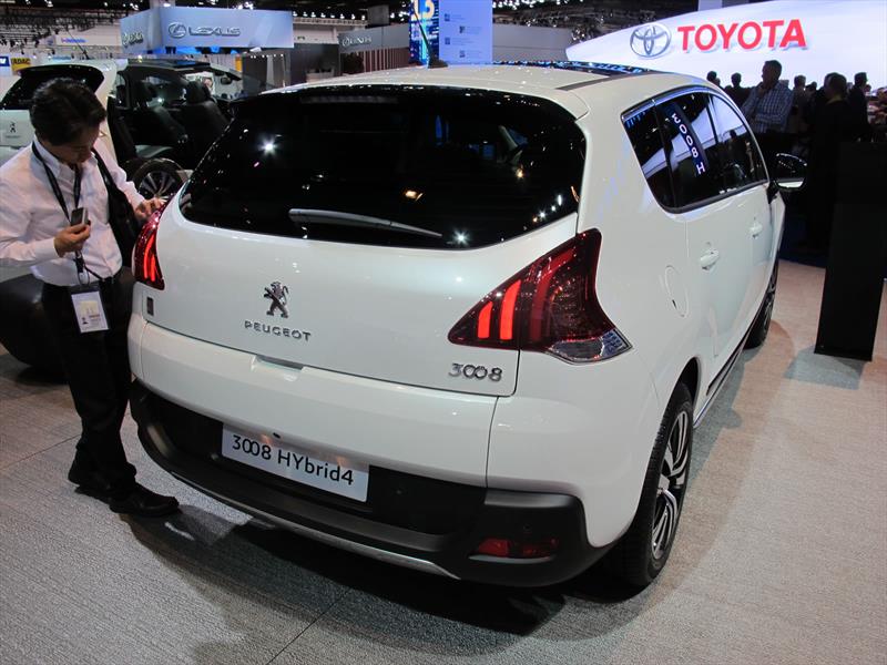 Peugeot 3008 se renueva para 2014