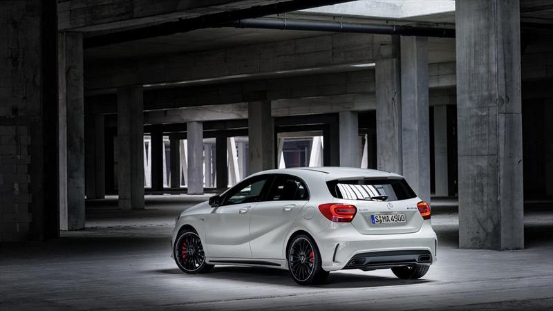 Mercedes-Benz A45 AMG 2014