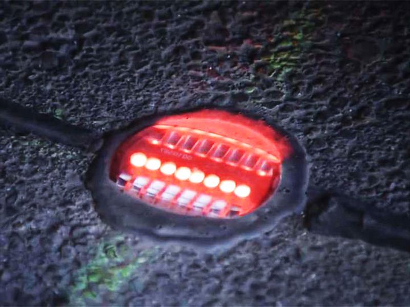 Semáforos para adictos al teléfono celular