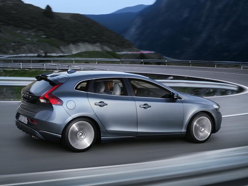 Volvo V40 2013