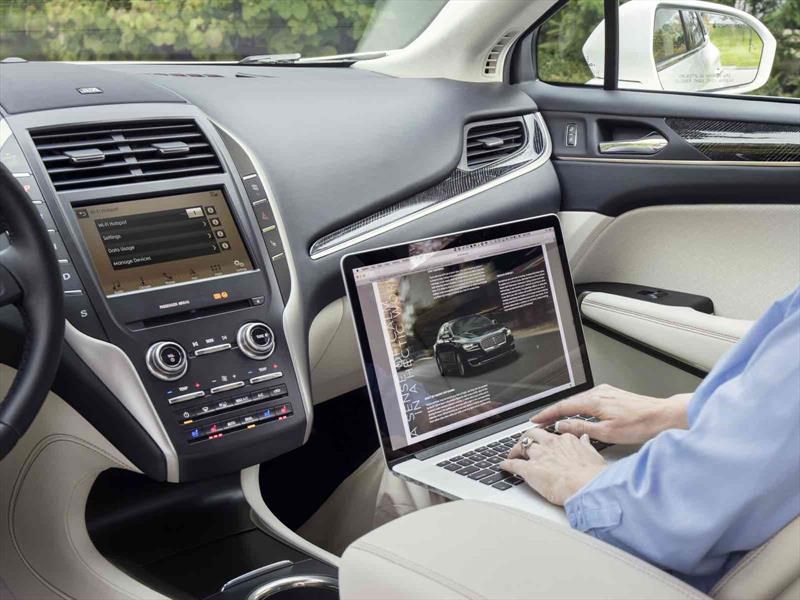 Lincoln MKC 2019