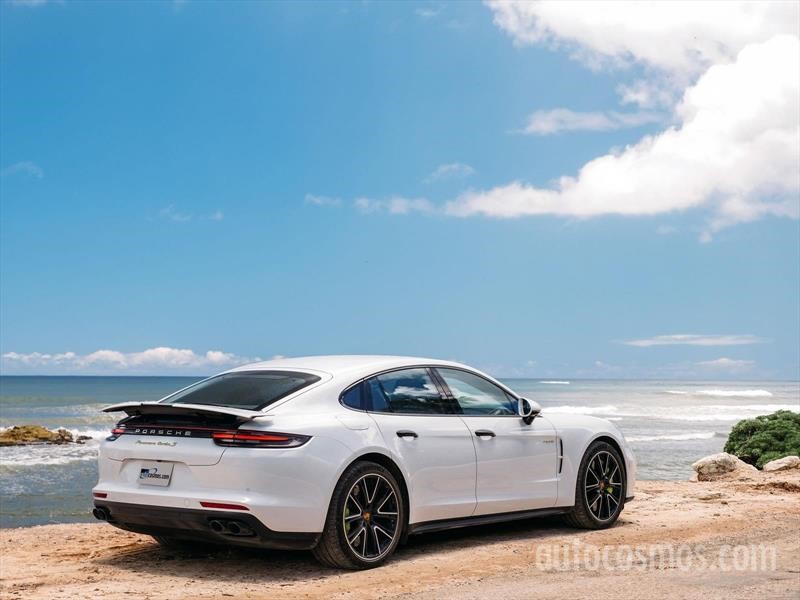 Porsche Panamera Turbo S E-Hybrid 2018