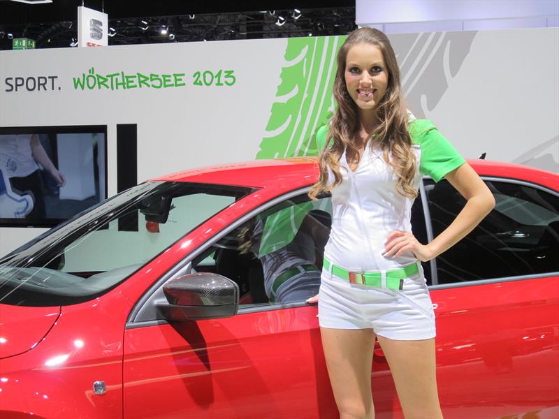 Las chicas del Salón de Frankfurt 2013