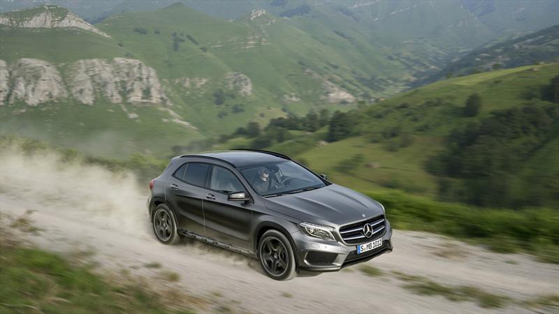 Mercedes-Benz GLA 2015
