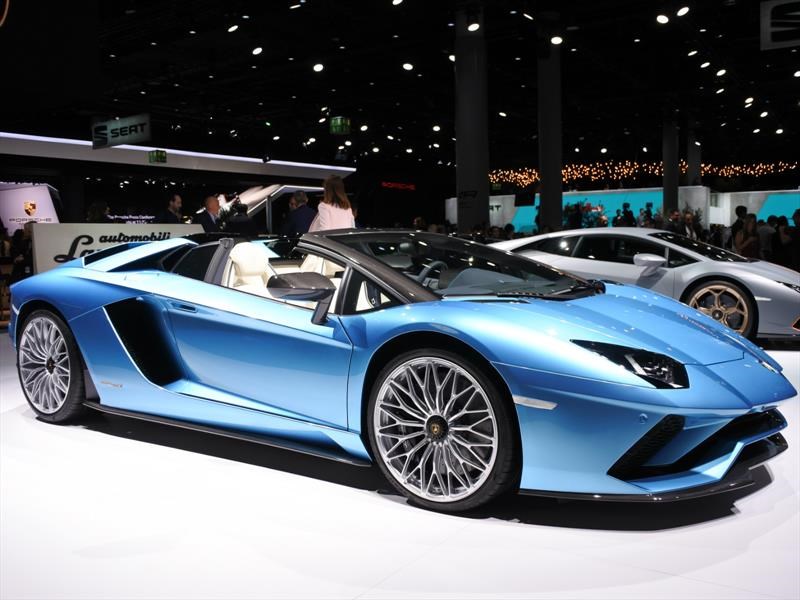 Lamborghini Aventador S Roadster
