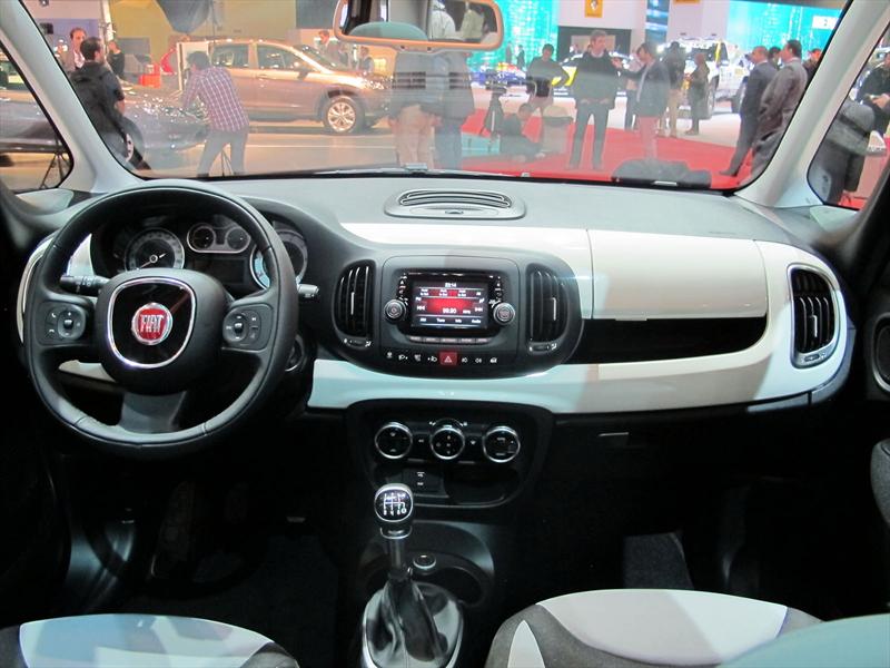 FIAT 500L en el Salón de BA 2013