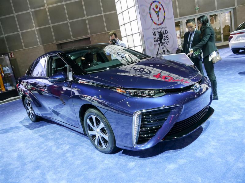 Toyota Mirai 2016