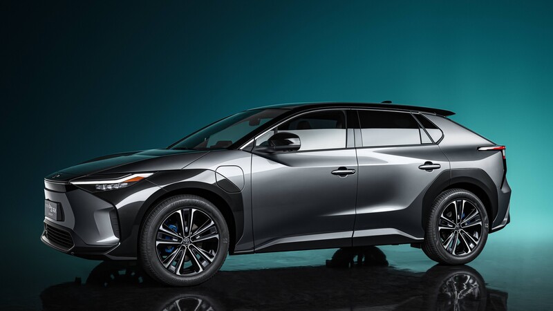 Toyota llega al mundo eléctrico con el bZ4X Concept