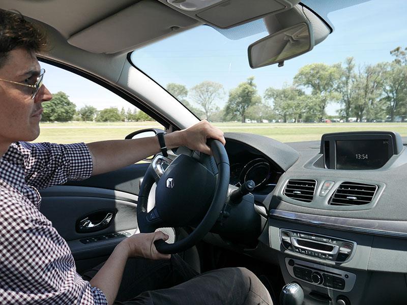 Renault Fluence se renueva.